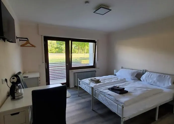 Gaestehaus Am Wald Appartamento *